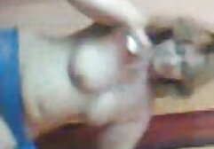 Chica videos venezolanas tirando japonesa folla y chorros