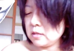 Cachonda latina con grandes tetas tiene liceistas pornos su hermoso culo golpeado por una gran polla en un sofá